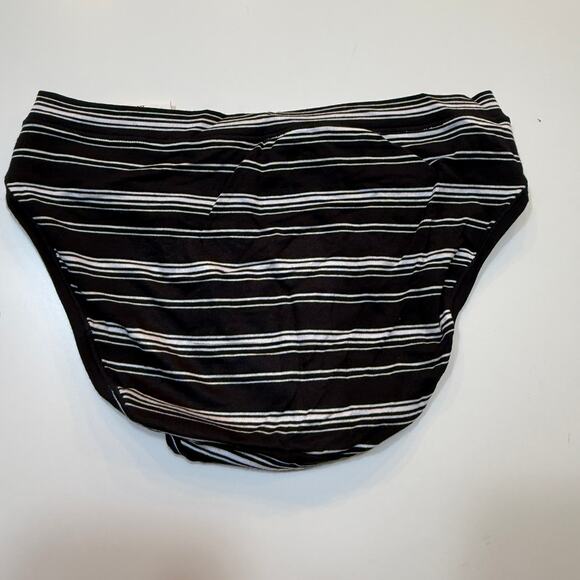 Assorted Bikini bundle set of 3, Size small  retail $47 - Picture 13 of 15